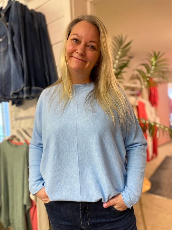 Genser i viskose, lys blå